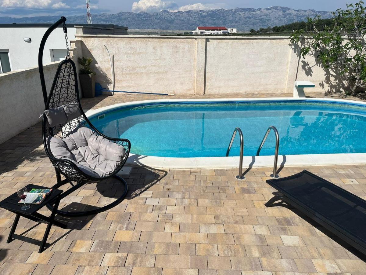 Apartman Matej With Pool Povljana Εξωτερικό φωτογραφία
